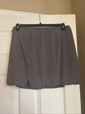 American Eagle Outfitters Black and White Mini Check Skirt
